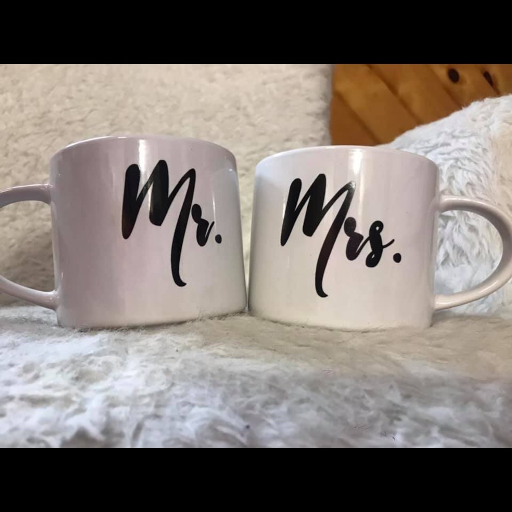 Mr & Mrs Mugs